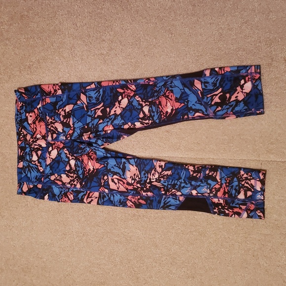 lululemon athletica Pants - Lululemon x Soul Cycle Pace Revival Paint Storm Crops
